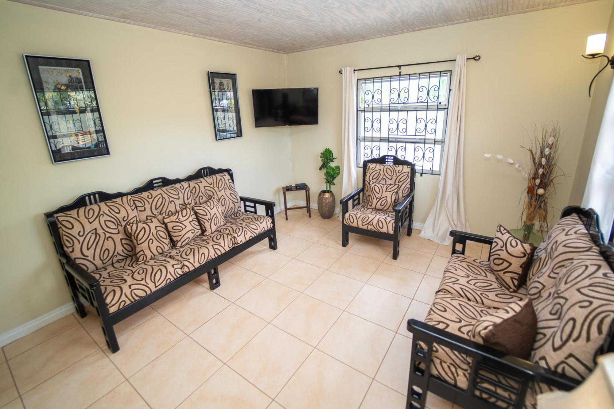 ברידג'טאון Spacious 3-Bedroom Home - Regency Park מראה חיצוני תמונה